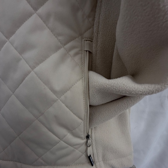 New Balance Sz Large Quilted Fleece Running Jacket Hooded Zip Side Pockets - Picture 4 of 11